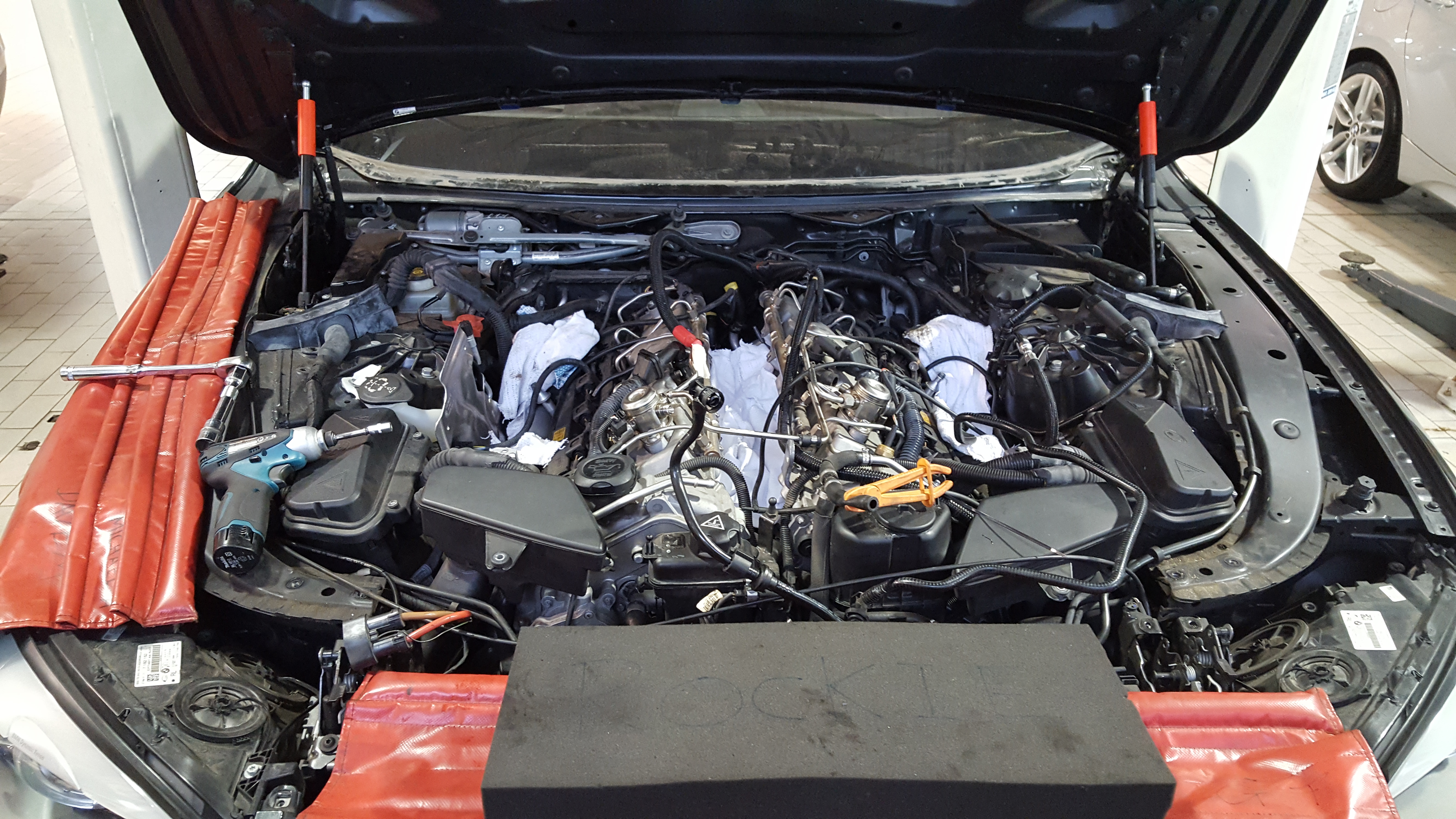 RAPP Motor Garage - Automotive Service Gallery Image 5